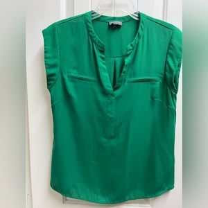 The Limited M Sleeveless blouse.